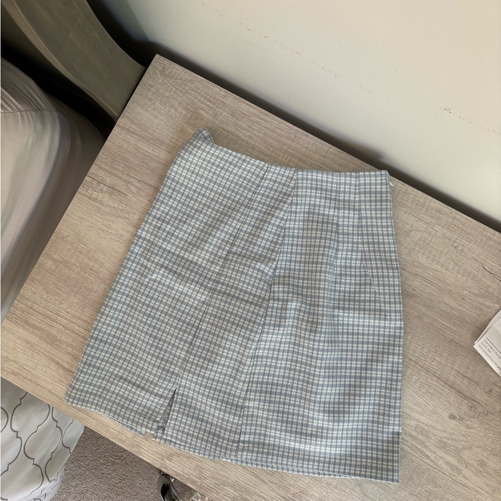 Brandy Melville Blue and White Mini Pencil Skirt with Slit